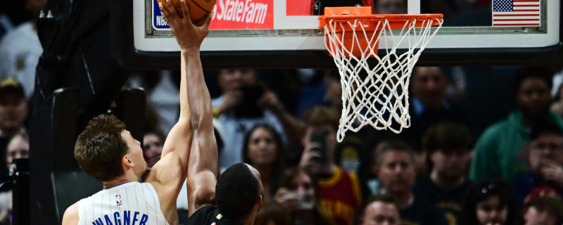 Watch: Evan Mobley’s late block saves Game 5 for Cavaliers