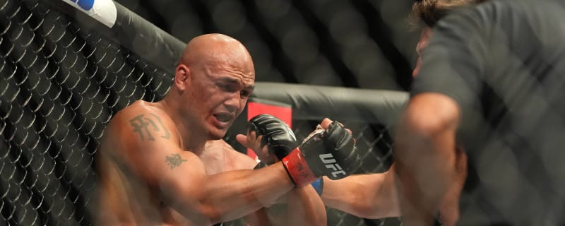 UFC Veteran Robbie Lawler Scores Fairytale Knockout In Retirement Fight -  Sports Illustrated MMA News, Analysis and More