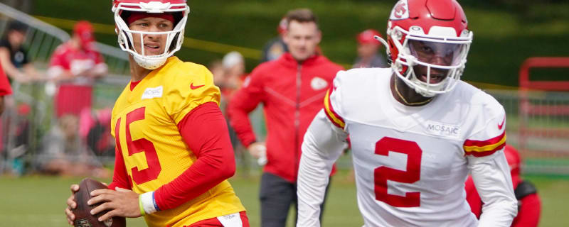 Awesome' WR Marquez Valdes-Scantling Impressing at KC Chiefs OTAs