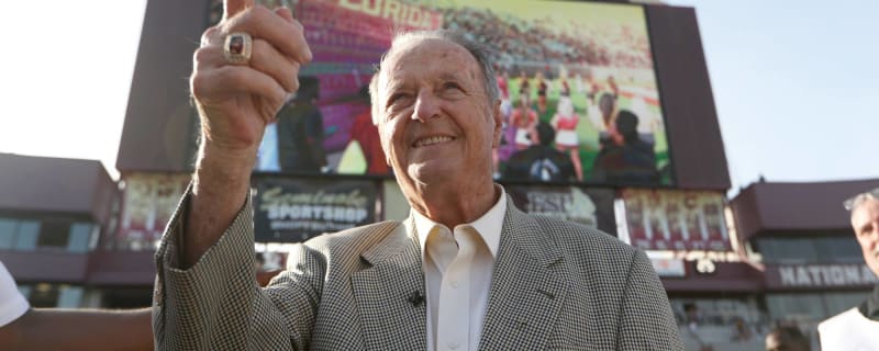 Florida State to honor late Bobby Bowden during season