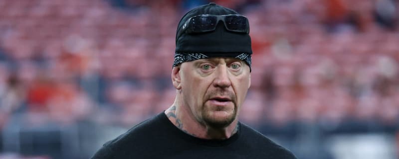 'People were pretty shocked,' Former WWE champion reveals how the locker room reacted to the infamous bout between The Undertaker and Goldberg in Saudi Arabia