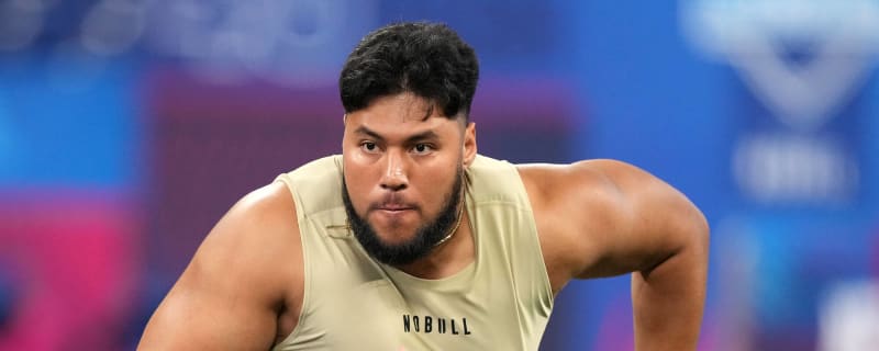 Steelers Work Troy Fautanu at Right Tackle at Rookie Minicamp