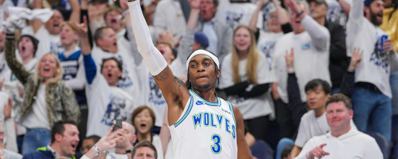 Timberwolves turn defense into offense in Game 2 win