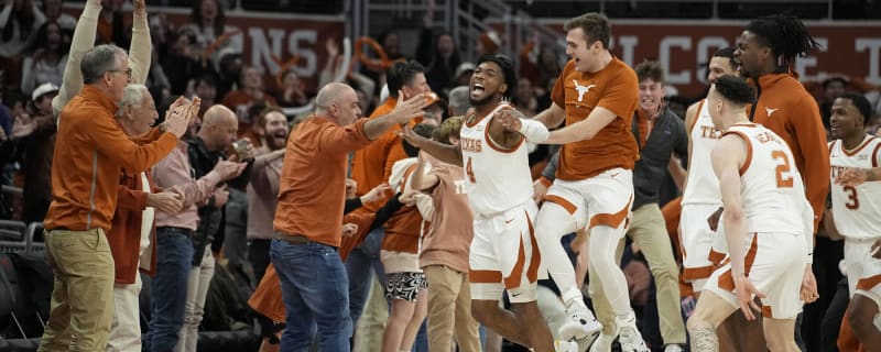 Texas completes upset win over Baylor off buzzer-beater