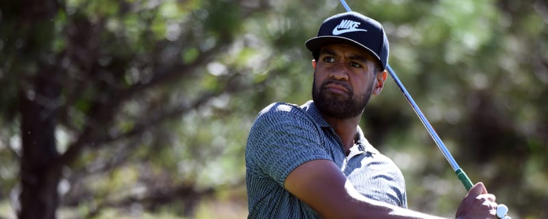 Watch: Tony Finau drills key birdie on 14th green at Presidents Cup
