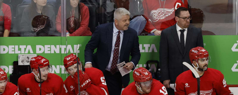Red Wings Head Coach Todd McLellan Throws Veteran Defensemen Under the Bus By Calling Him Out After Bad Game
