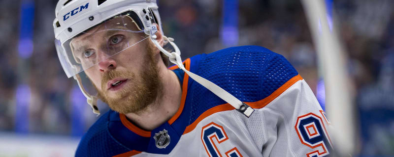 NHL betting: Should these players be favorites in Conn Smythe odds?