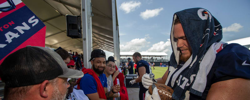 Saints Sign OT Austin Deculus To PS