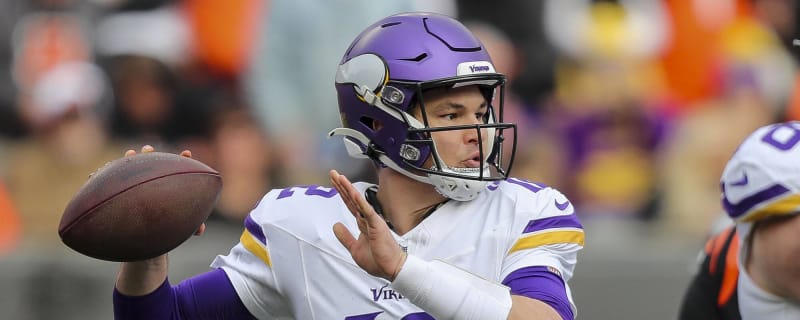 Vikings' Nick Mullens reacts to benching for Packers game