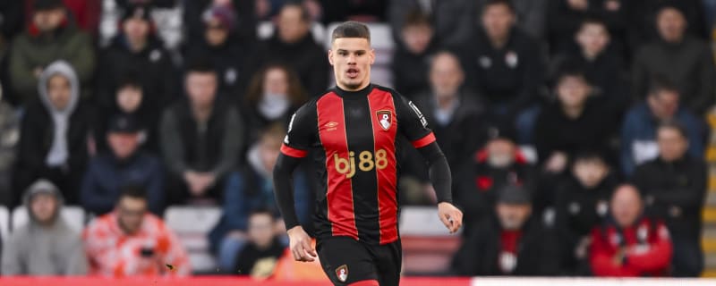 Liverpool must fork out £38m to land electric PL star who can replace long-serving first XI ace