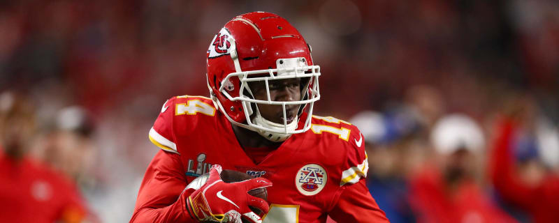 Super Bowl champion WR tells Browns to 'come get me'