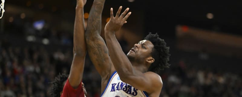 Kansas’ KJ Adams Revealed to Have Torn Achilles vs. Arkansas