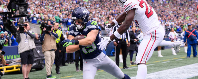Watch: Jake Bobo’s absurd TD catch gives Seahawks lead over Cardinals