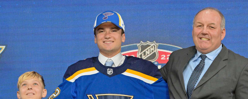 Blues nearing entry-level deal with Jimmy Snuggerud
