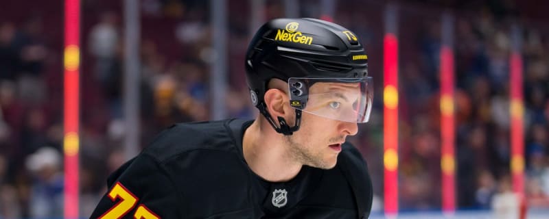 Ex-Canuck Vinny Desharnais traded to Sharks for 5th round pick