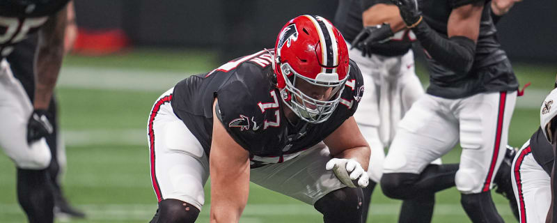 Falcons Re-Sign OL Storm Norton