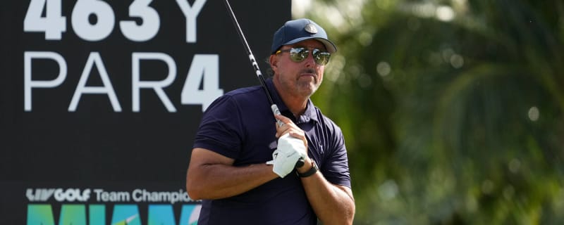 tiger-woods-breaking-news-rumors-highlights-yardbarker