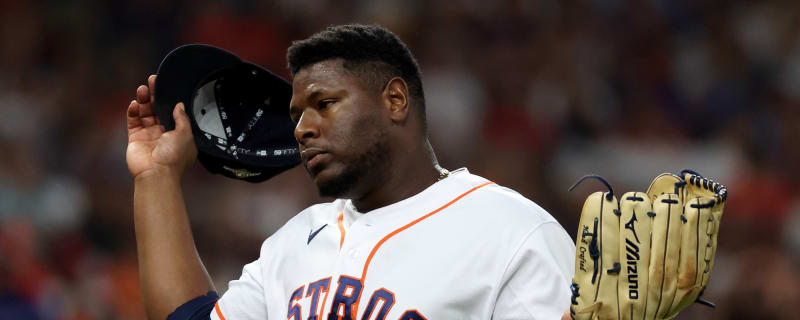 Astros reunite with reliever from World Series team