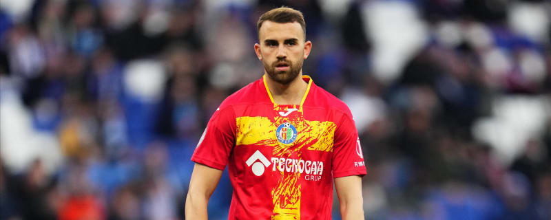 Arsenal can sign 14-goal target on a bargain because of a clause in his contract