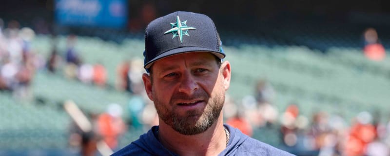 Mariners catcher Cal Raleigh played 18-inning marathon ALDS game with  broken thumb, torn hand ligaments