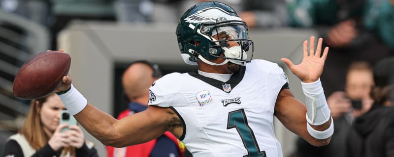 DeVonta Smith wants Eagles to make Kelly Green their primary home