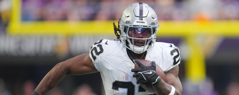 Watch: Mattison hurdles over Chargers CB, scores 31-yard TD