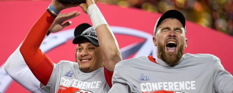 Chiefs’ Patrick Mahomes Reacts To Travis Kelce’s New Contract