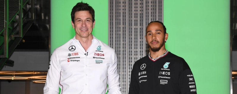 Watch: Lewis Hamilton treats fans with burnouts in Mercedes W12 in front of the Empire State Building in New York City