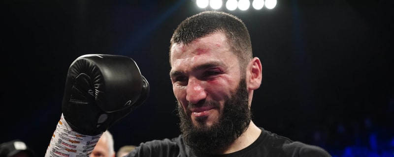 Title Bout Delayed: Beterbiev Injury Throws Undisputed Light Heavyweight Showdown into Uncertainty