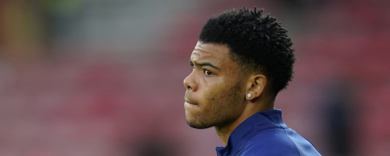 Tottenham make official announcement on striker amid injury crisis