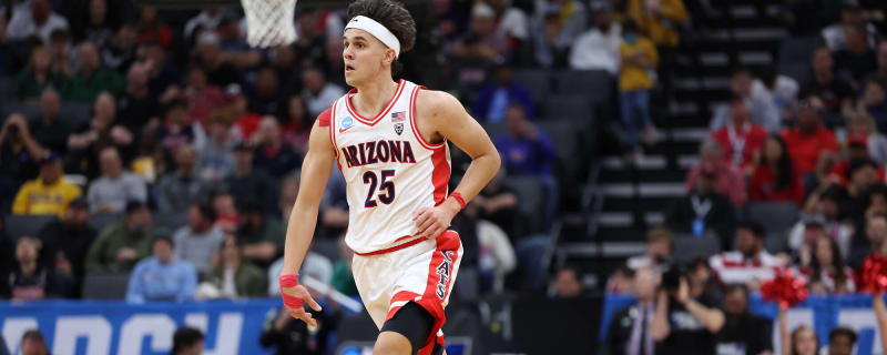 Pac-12 assist leader Kerr Kriisa leaving Arizona through portal