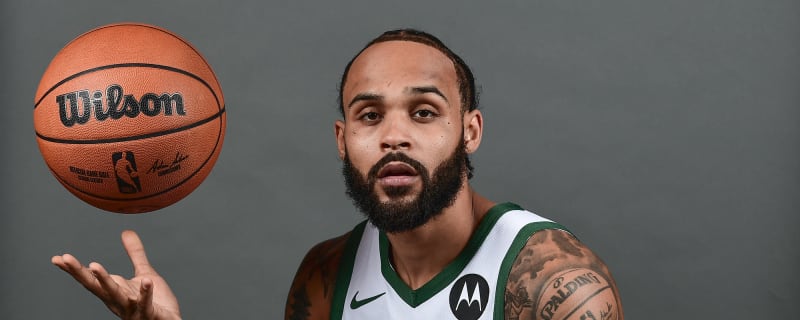 Bucks' big offseason acquisition suffers injury