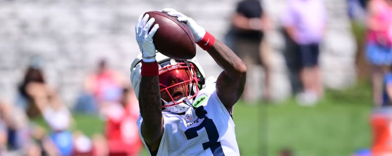  Demario Douglas, Patriots receivers step to the forefront