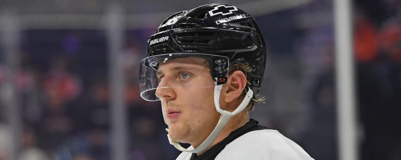 Flyers recall Emil Andrae and Jacob Gaucher