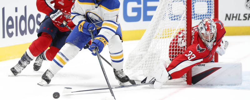 Washington Capitals re-sign goalie Clay Stevenson to three-year, $2.325 million contract