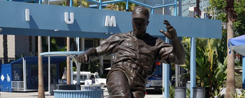 Koufax gets Dodger Stadium statue next to Jackie Robinson