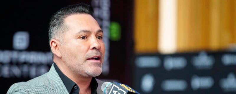 Oscar De La Hoya 10-8s Rolando Romero After KO Loss