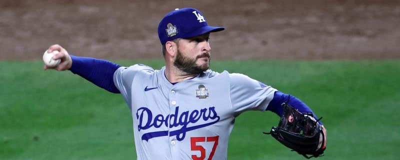 Cubs capitalize on the Dodgers greed in Ryan Brasier trade
