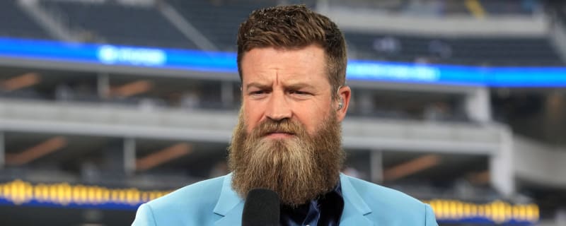 Ryan Fitzpatrick predicts winner of Bills-Chiefs AFC Championship Game