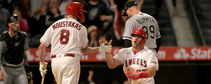 Mike Moustakas Excited To 'Join A Contender' Following Trade To Angels