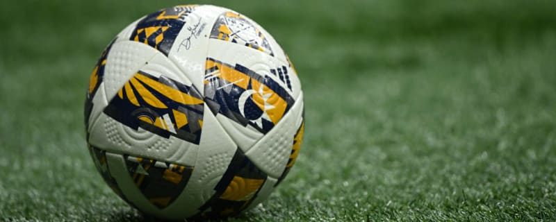 Former Liverpool transfer target labels Reds ‘one of the best in the world’ ahead of Molineux clash