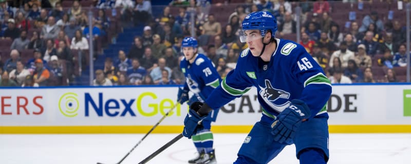 Canucks sign Vilmer Alriksson to three-year, entry-level deal