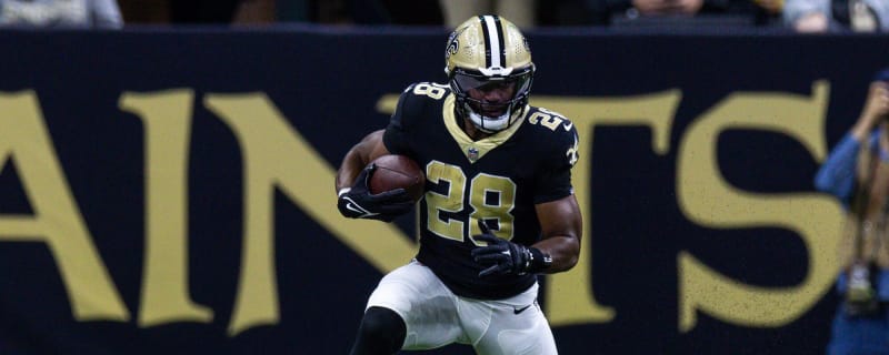 Former Running Back for Commanders OC Kliff Kingsbury Announces Retirement