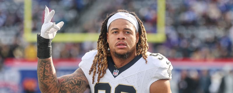 Saints Re-Signing EDGE Chase Young