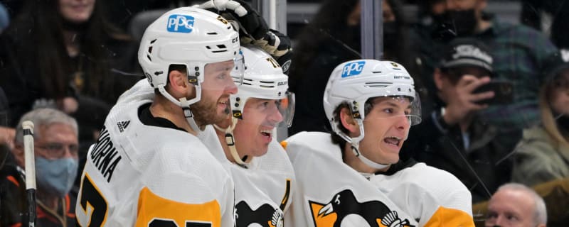 Pens' Carter: Malkin 'didn't miss a beat' after long layoff