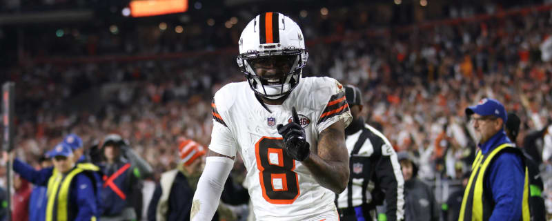 Browns reportedly could consider signing free-agent WR, leaving Elijah Moore's future uncertain