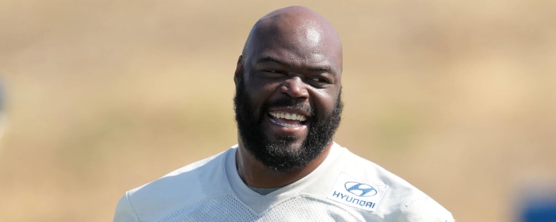 Panthers to sign former Super Bowl-champion DT