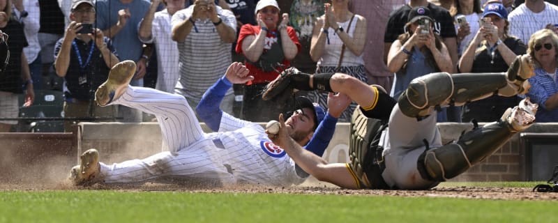 Controversial play at plate concludes Pirates&#39; walk-off defeat