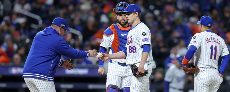 Cardinals Add Reliever Phil Maton