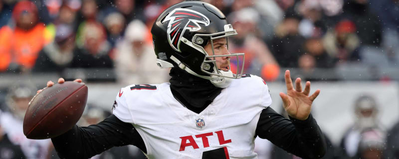 QB Taylor Heinicke takes sizable pay cut to remain with Falcons